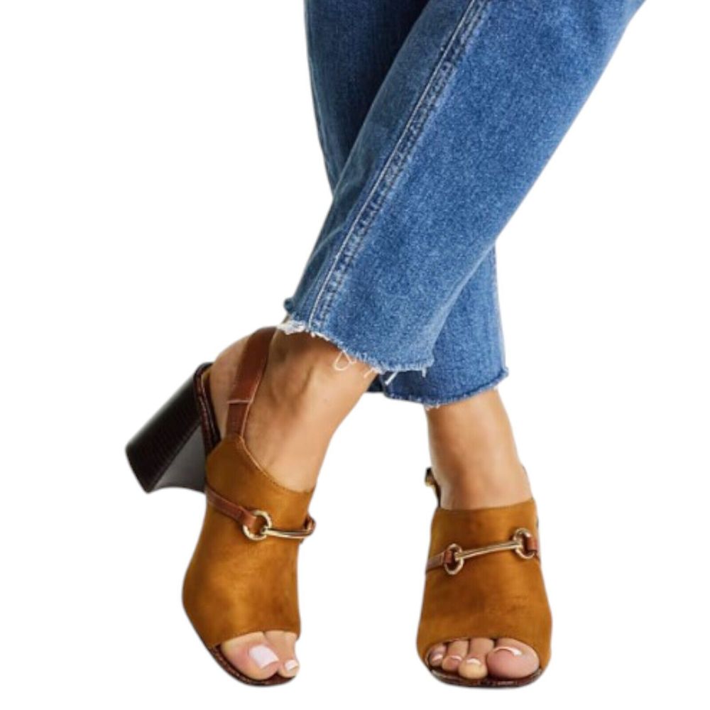River Island patent chunky chelsea Open Toe boot in tan Slingback Size 5
